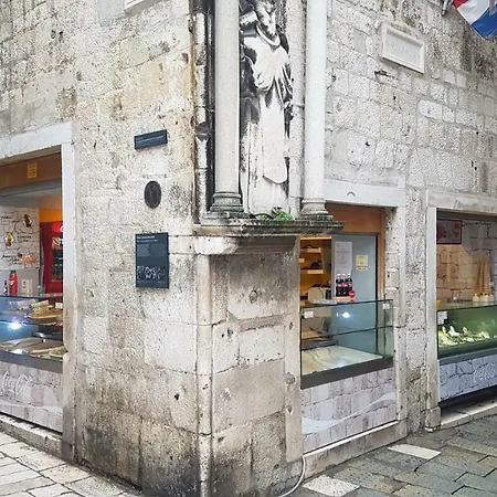 Ciprianis Center
